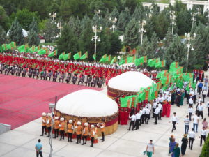Turkmen Dancing